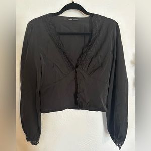 SHEIN Black Lace Trim V-Neck Crop Long Sleeve Top